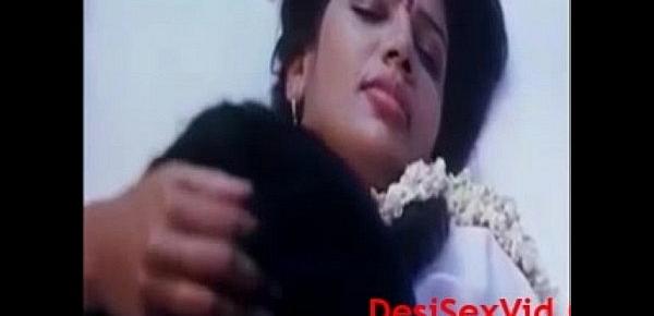  Desi Bhabhi Suhagraat Video Hot Scene